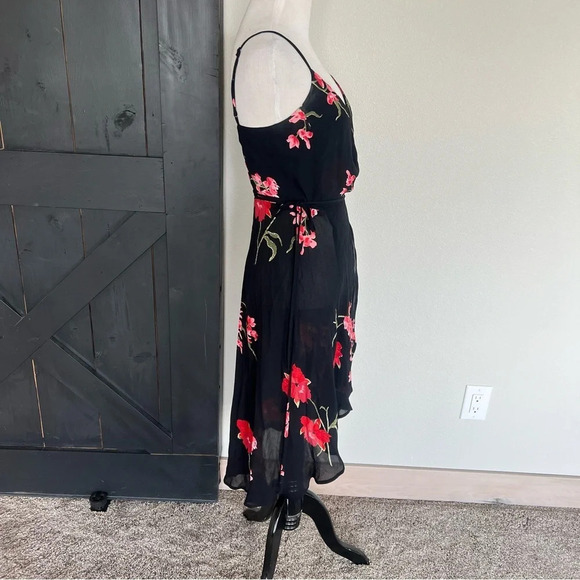 Reformation Mattie Wrap Dress Floral Hibiscus Print Black Boho Women’s XS - Picture 5 of 10